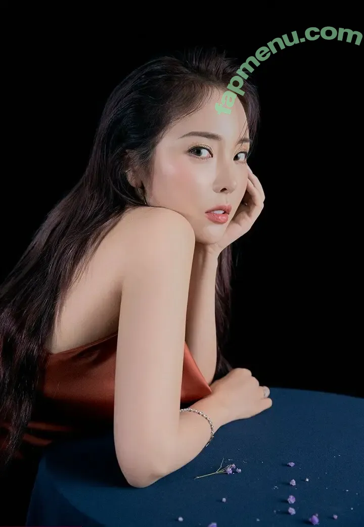 Hong Jin Young nude photo #0005 (Hong Jin Young)