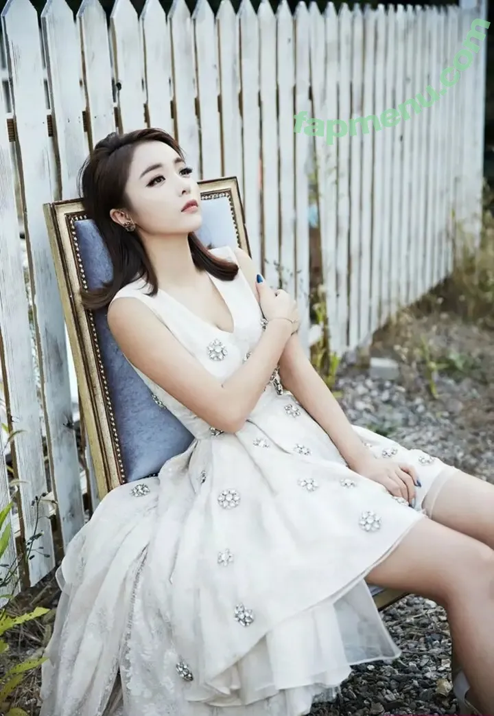 Hong Jin Young nude photo #0008 (Hong Jin Young)