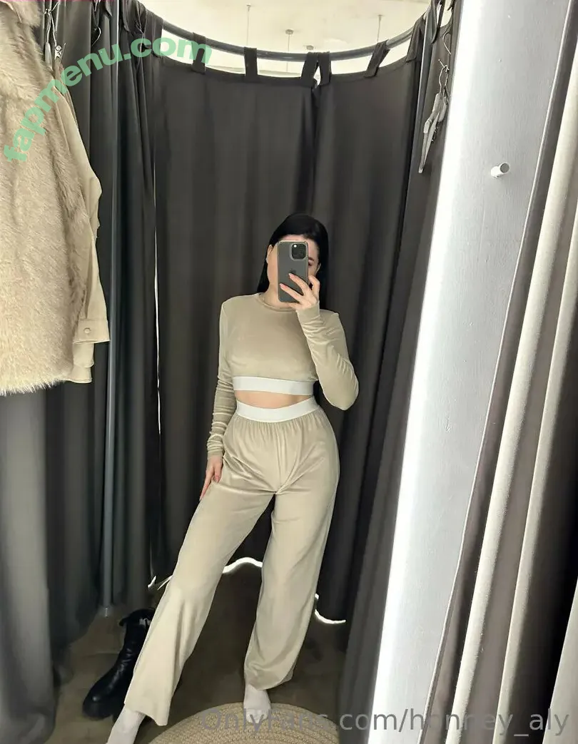 honney_aly nude photo #0005 (honney_aly)