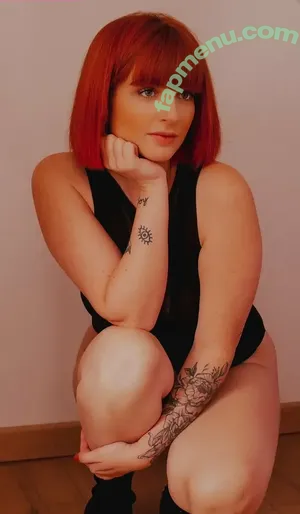  nude photo #0004