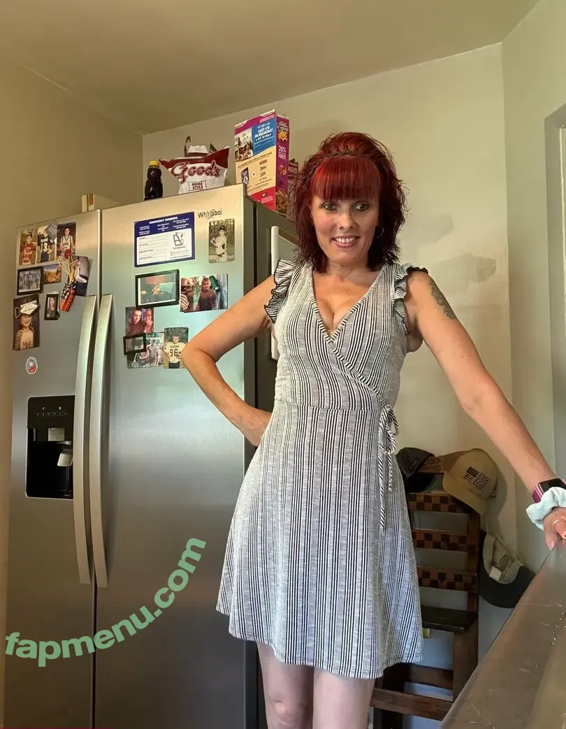 horneywife.premium nude photo #0043 (hornywifey95)