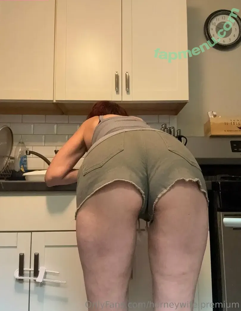 horneywife.premium nude photo #0053 (hornywifey95)
