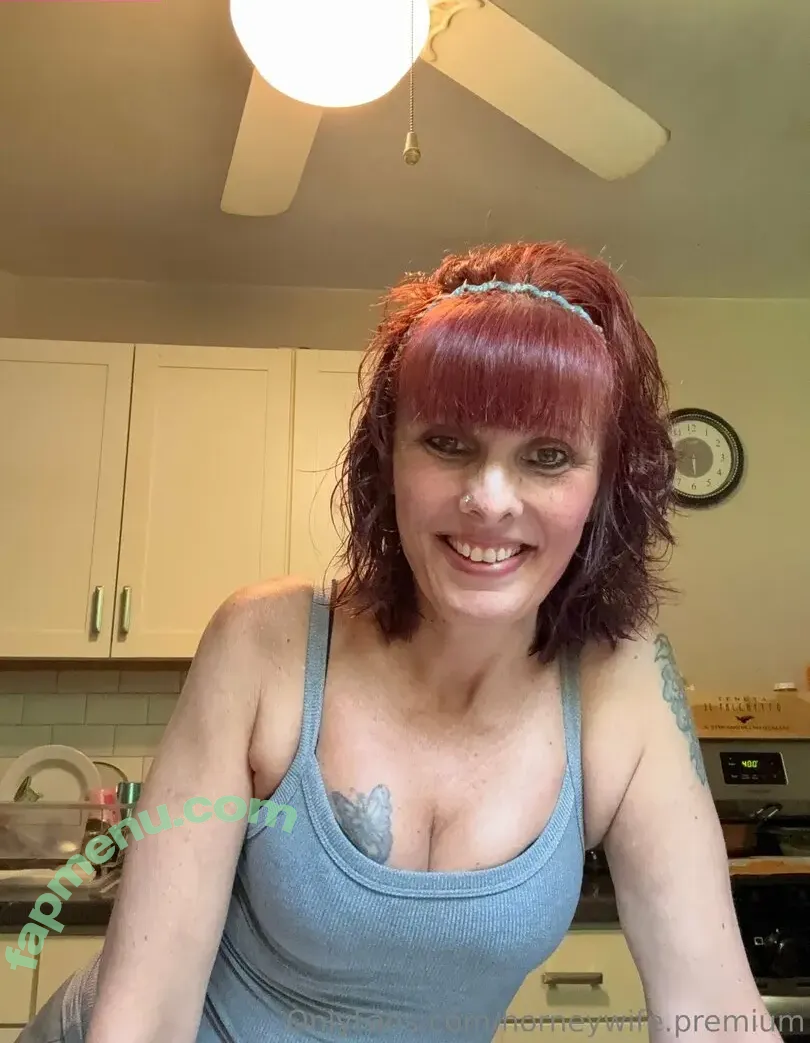 horneywife.premium nude photo #0067 (hornywifey95)