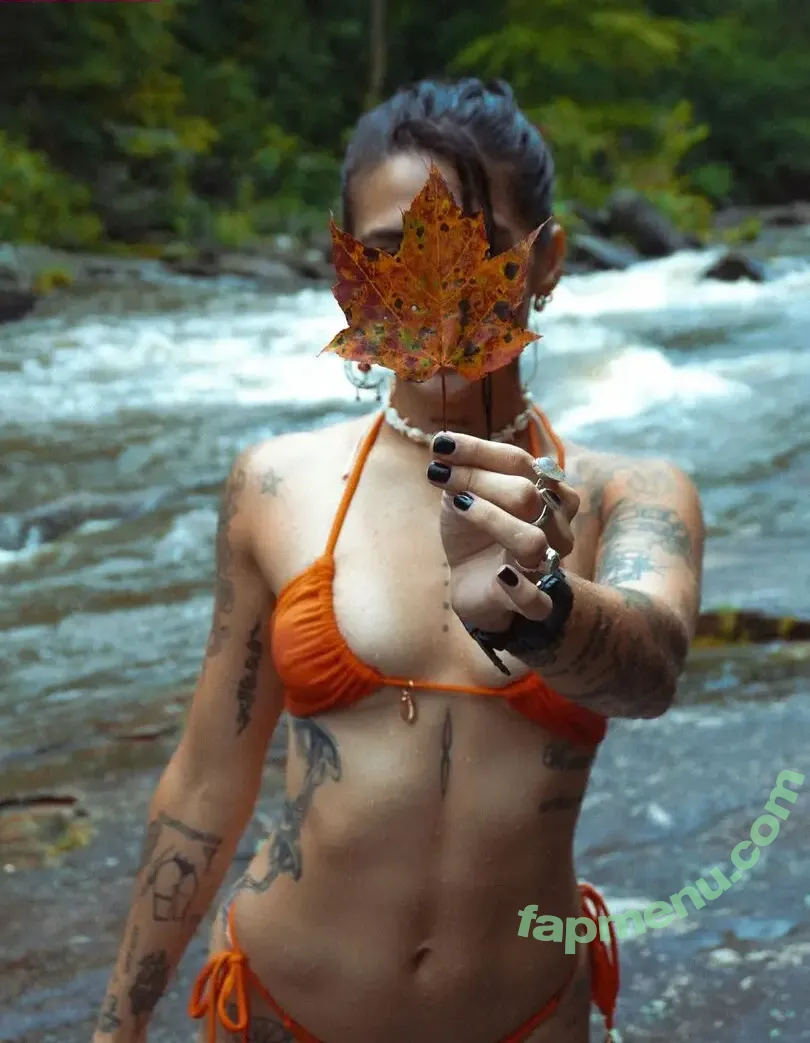 Horngryland nude photo #0025 (Horngryland)