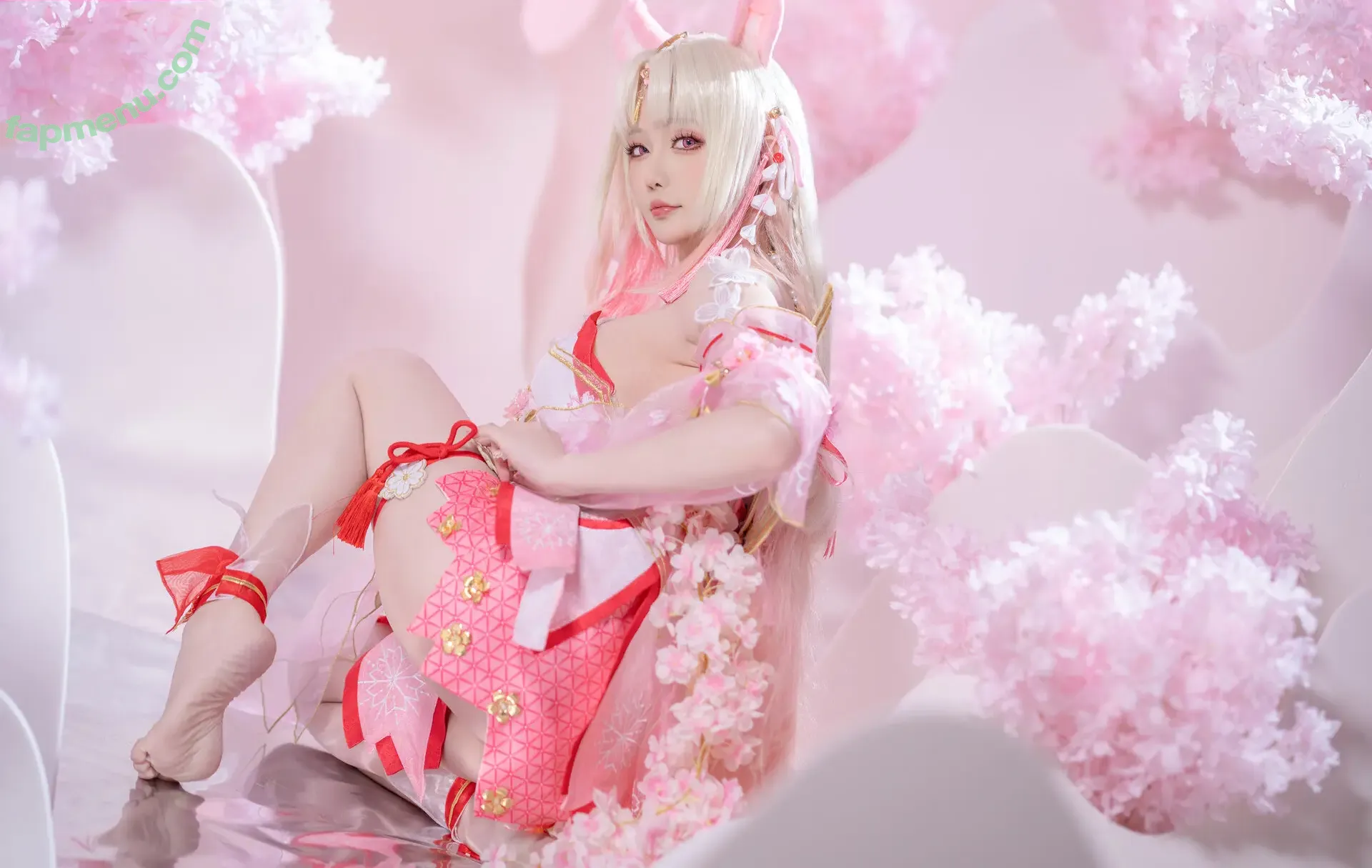 Hoshilily nude photo #2304 (hoshilily1 / hoshilily_cos / 星之迟迟)