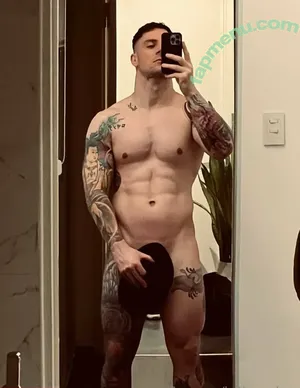  nude photo #0002