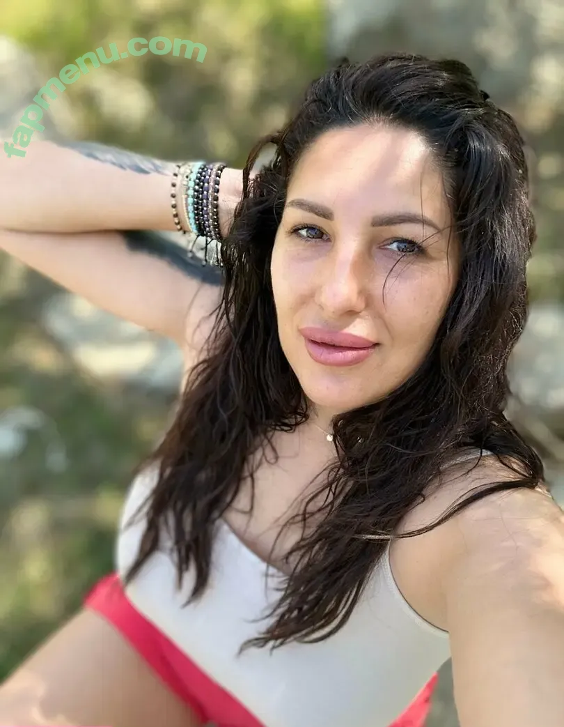 hotmomalex nude photo #0111 (hotmomalexxox)
