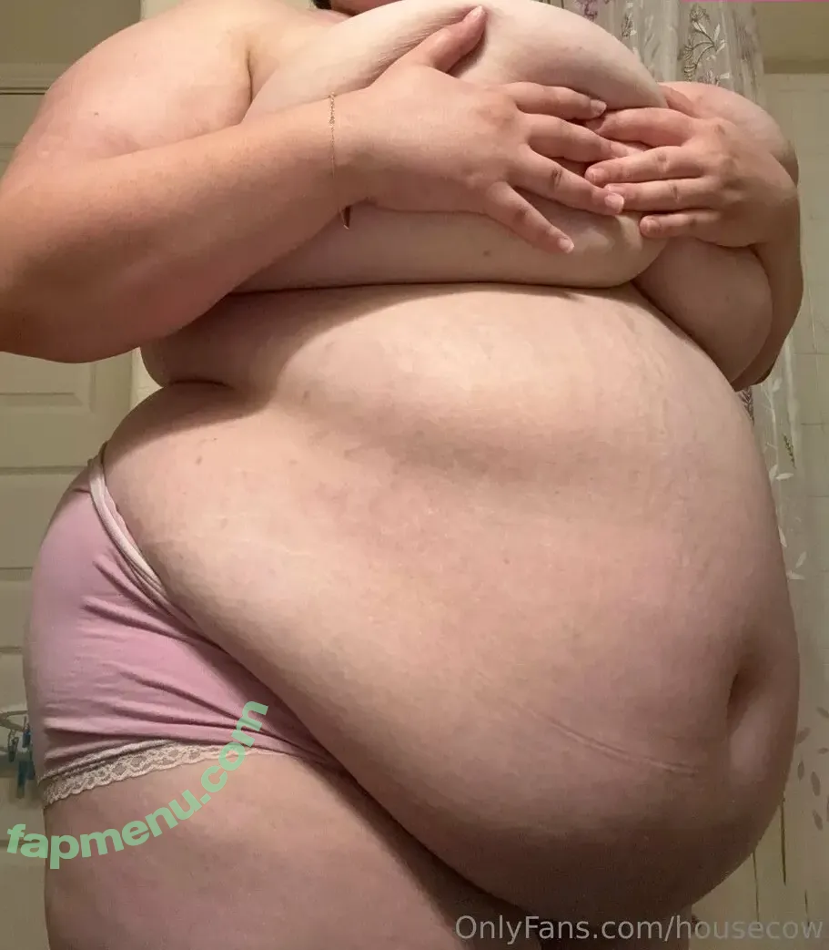 housecow nude photo #0006 (flowertowncharm)