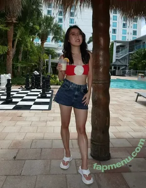  nude photo #0005