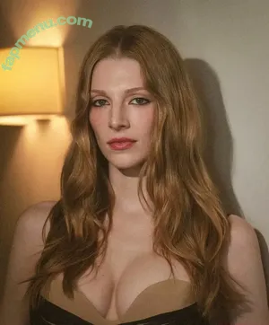Hunter Schafer / hunterschafer nude photo #0718