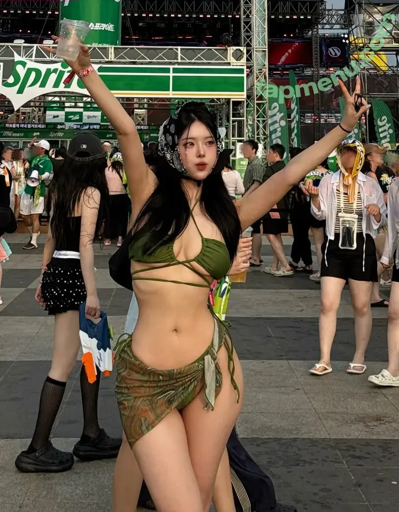 __hya_____ nude photo #0001 (__hya_____)