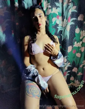 hydracurvylove / helovesumnae nude photo #0073