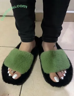 hylian.feet / jyllian.feet nude photo #0004