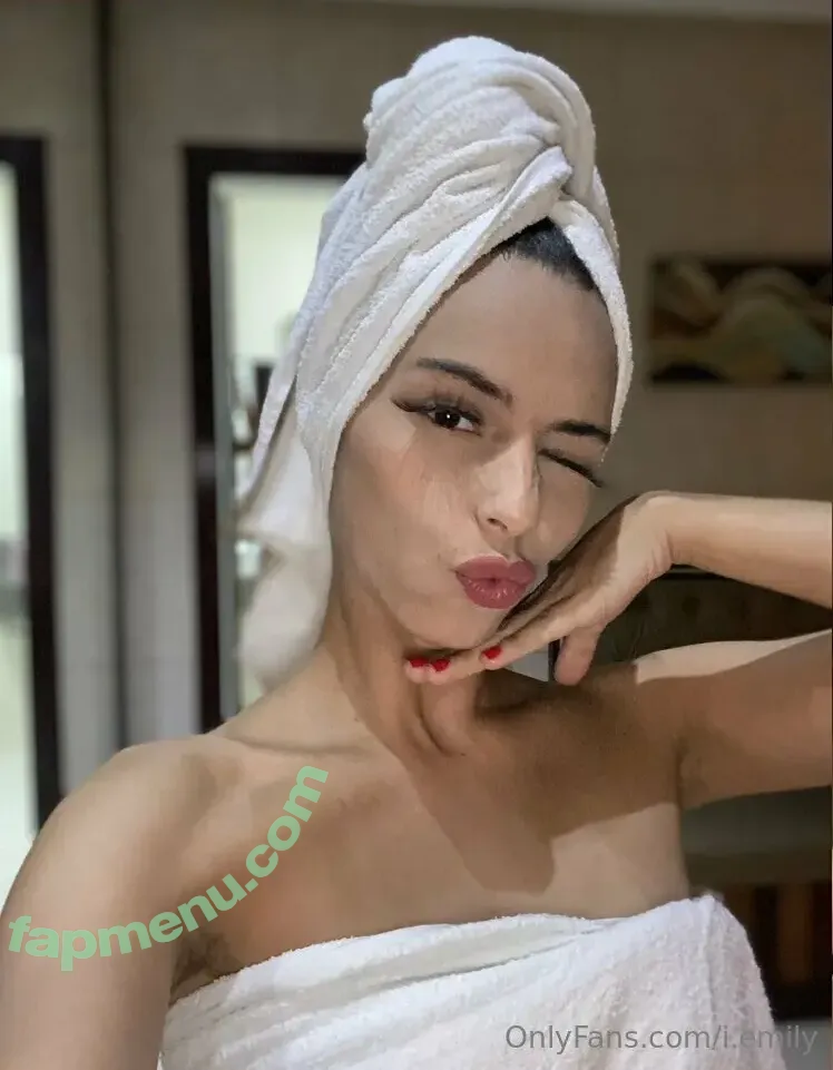 i.emily nude photo #0016 (emrata)