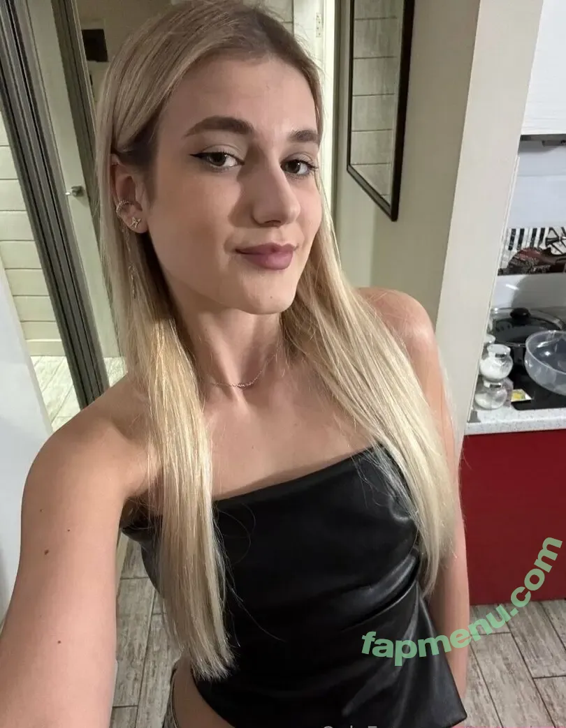 i_monica nude photo #0001 (monicadenise)