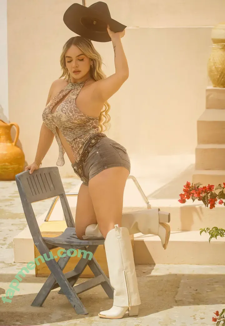 iamtatianaalvarez nude photo #0007 (yotatianaalvarez)