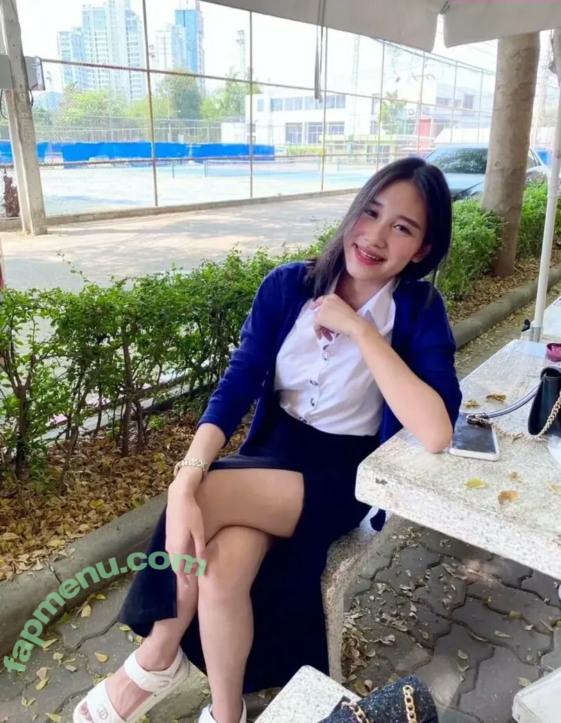 iAsian4u nude photo #0057 (TheBlackAlley / _vivian_cheng_ / nigella_pty)