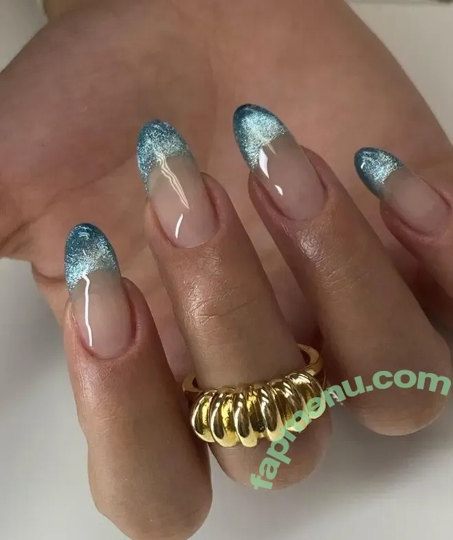 Ice Blue nude photo #0005 (Ice Blue)