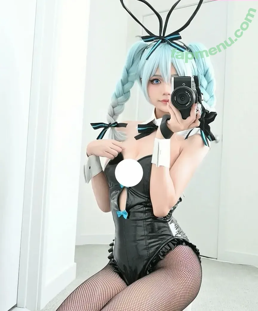 iceyyyzhou nude photo #0027 (iceyyyowo)