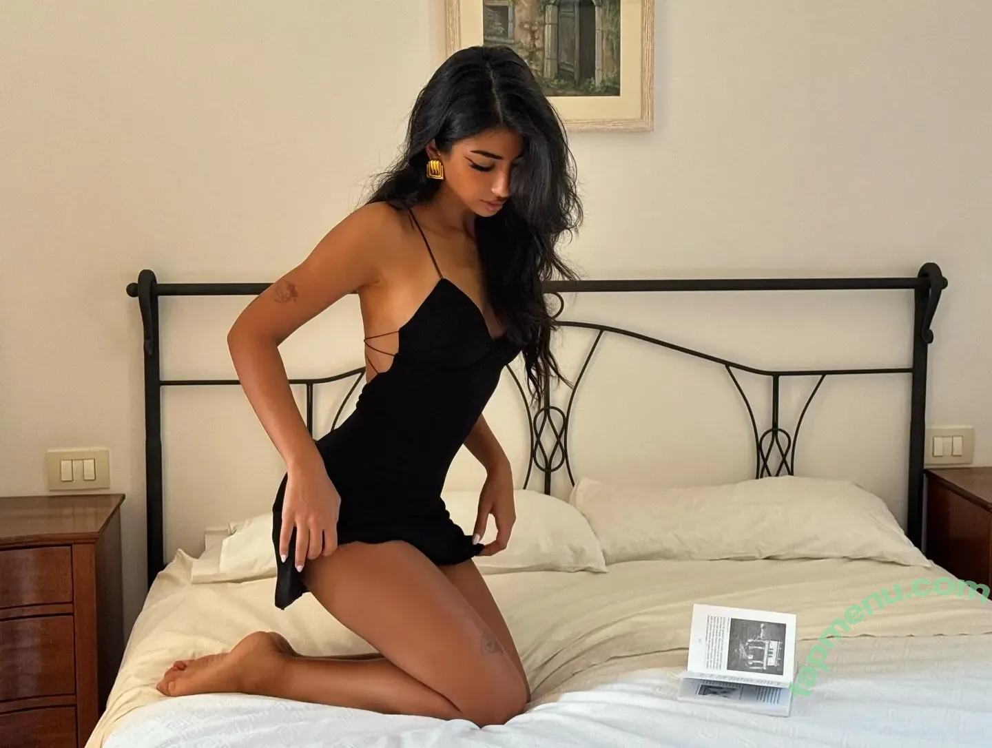 Iffat Marash nude photo #0046 (iffat.marash)