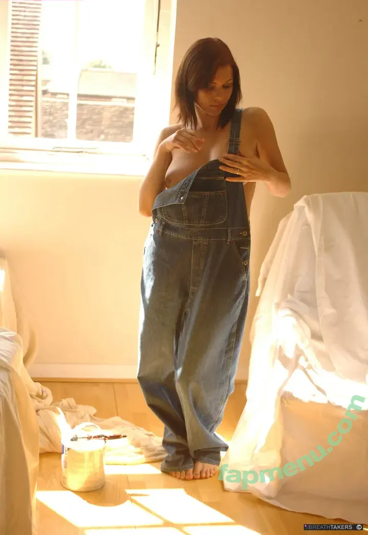 Iga Wyrwal nude photo #0326 (Iga Wyrwal)