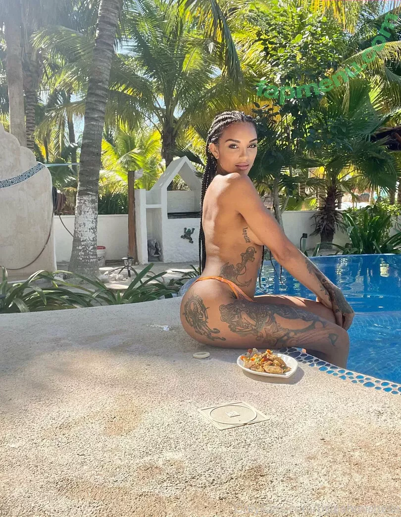 iitsleahtho nude photo #0031 (iitsleahtho)