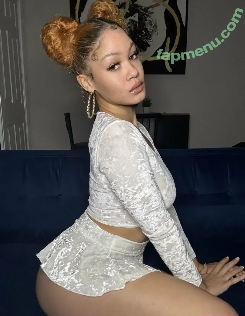 iivoryforeignfree nude photo #0002 (iamiivory)