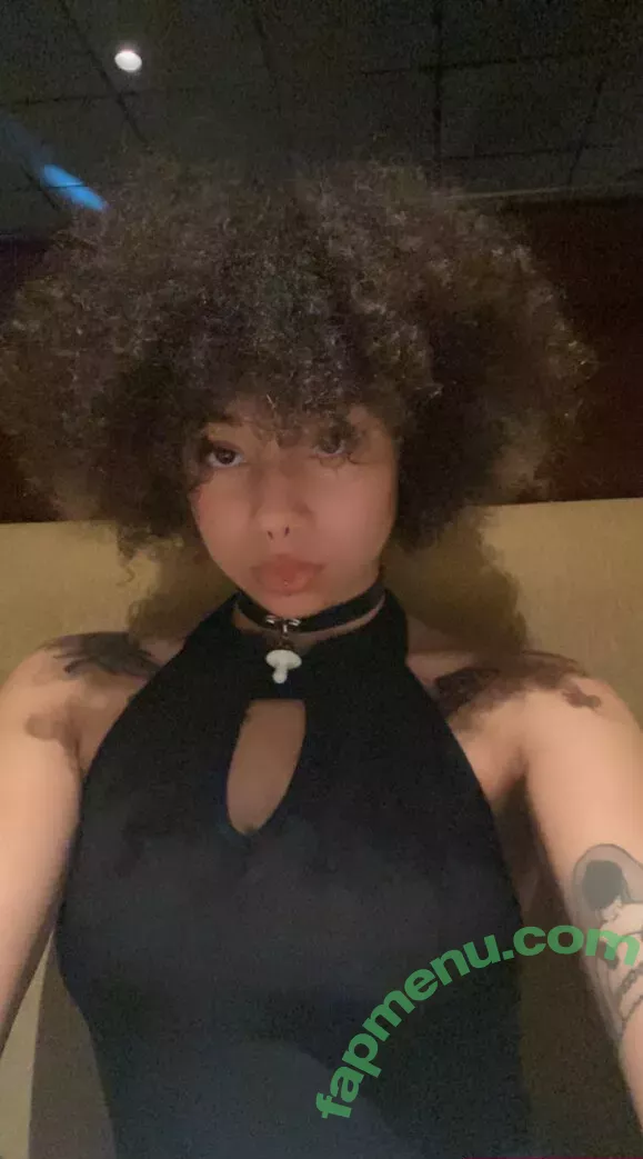 iizbearz nude photo #0001 (bearz_y / bearzie_)