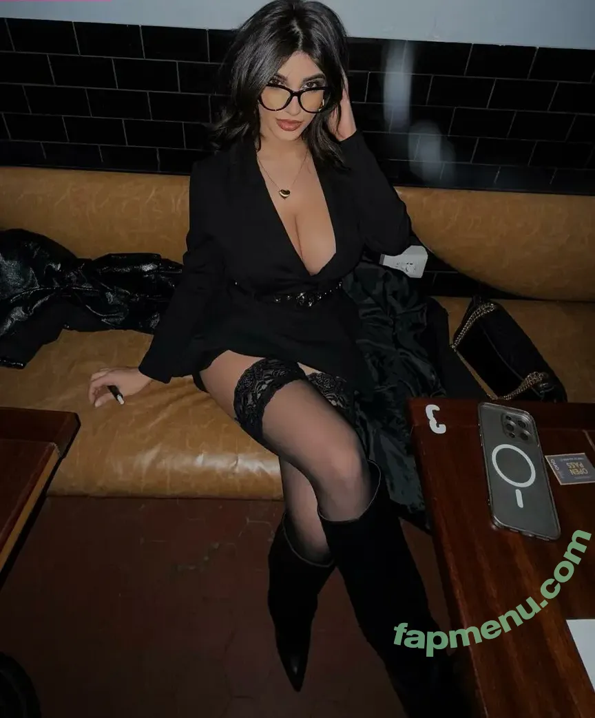 Ika_dauria nude photo #0002 (bufalika / ika dauria / ikadauria)