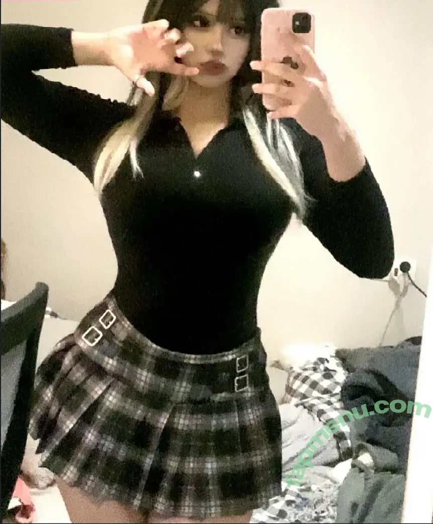 iljfgigi nude photo #0026 (iljfgigi)