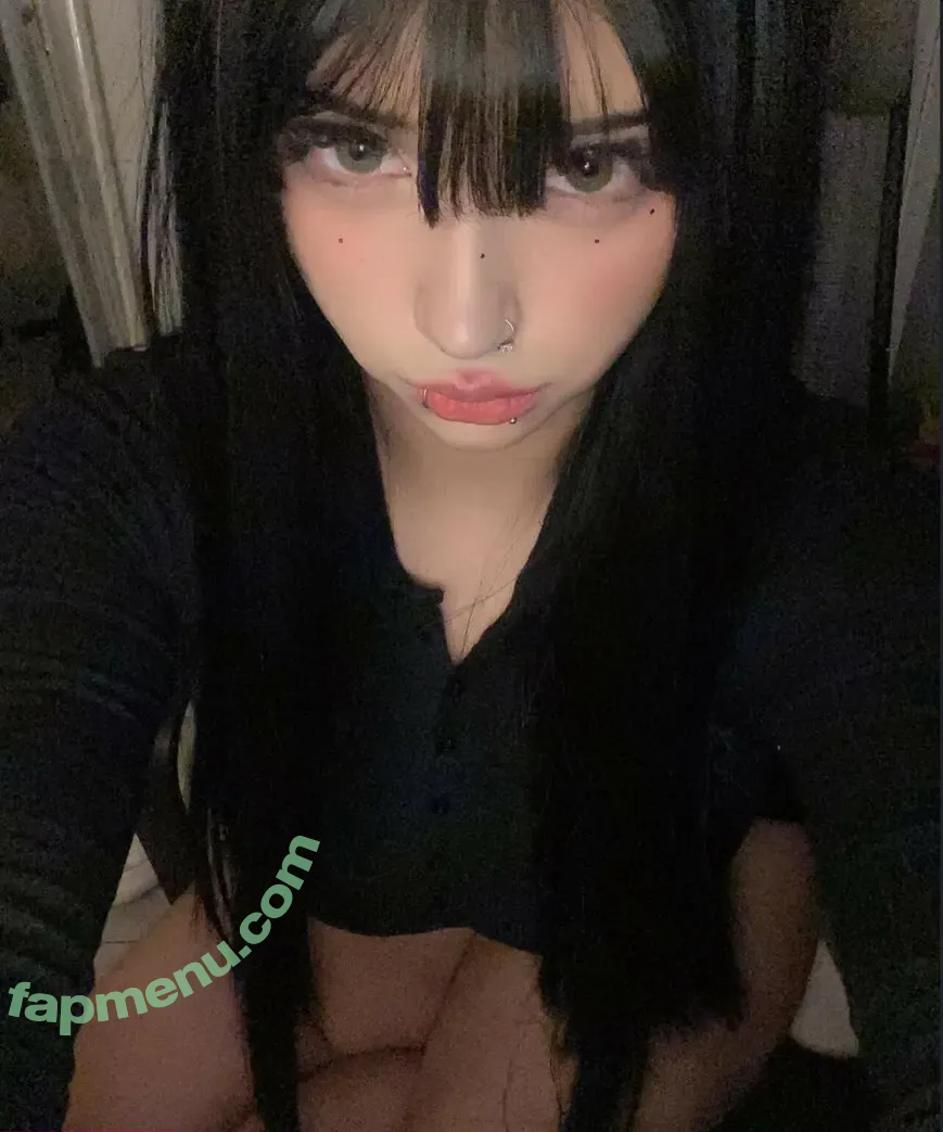 iljfgigi nude photo #0033 (iljfgigi)