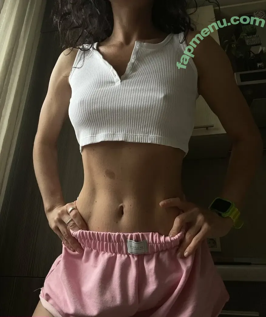 iloilong nude photo #0069 (ailalinas / macaron1na)