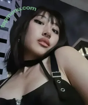 ilovekrobus / Shelley nude photo #0001