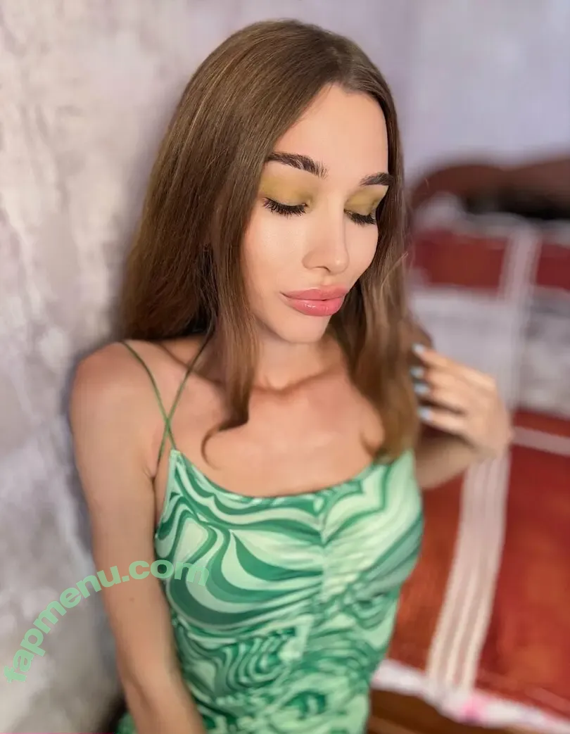 iloveyoutiii nude photo #0037 (iloveyoutiii)