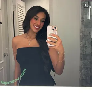 iluvcindyyyy / cind.ddyy nude photo #0004