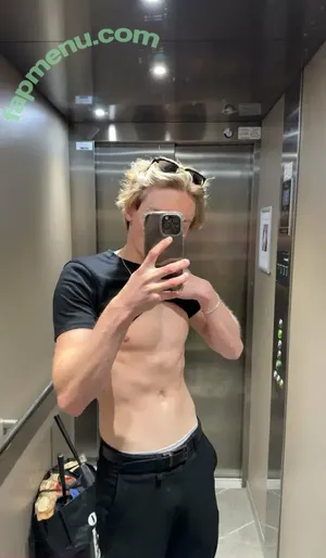  nude photo #0005