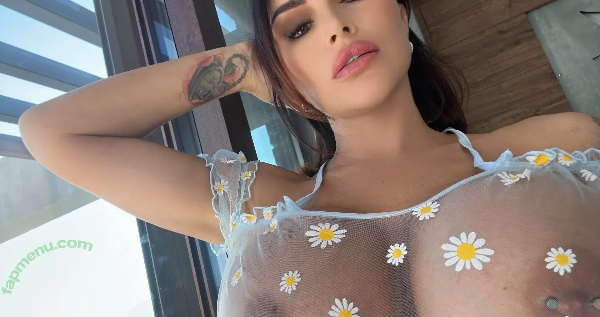 imgemmamassey nude photo #0315 (reelgemmamassey)