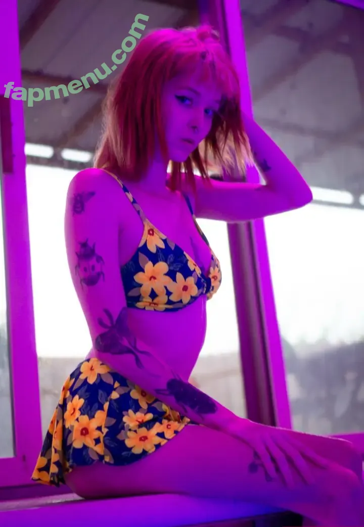 Imgiannasmith nude photo #0114 (Gianna Smith / bunnygi)