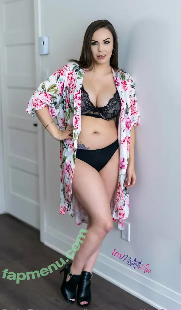 immeganlivefree nude photo #0005 (immeganlivefree)