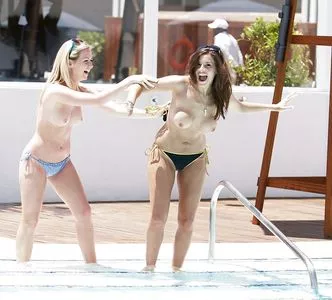 Imogen Thomas / imogen_thomas nude photo #0004