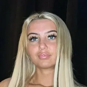 imogenivyx / imogenfkingivy nude photo #0013
