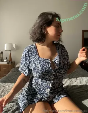  nude photo #0002