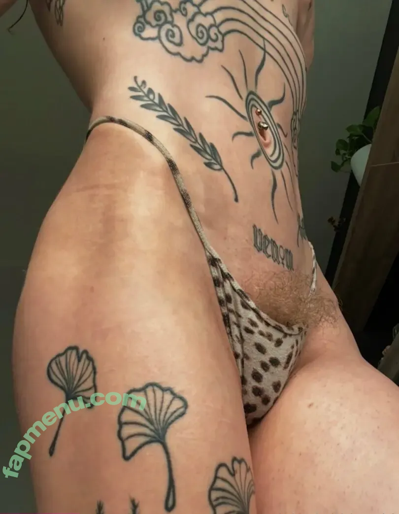 Inbedwithbambi nude photo #0363 (nakedrainbows)