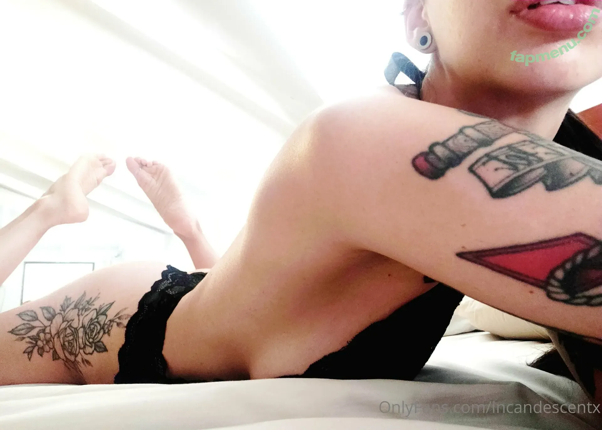incandescentx nude photo #0006 (incandescent_candles)