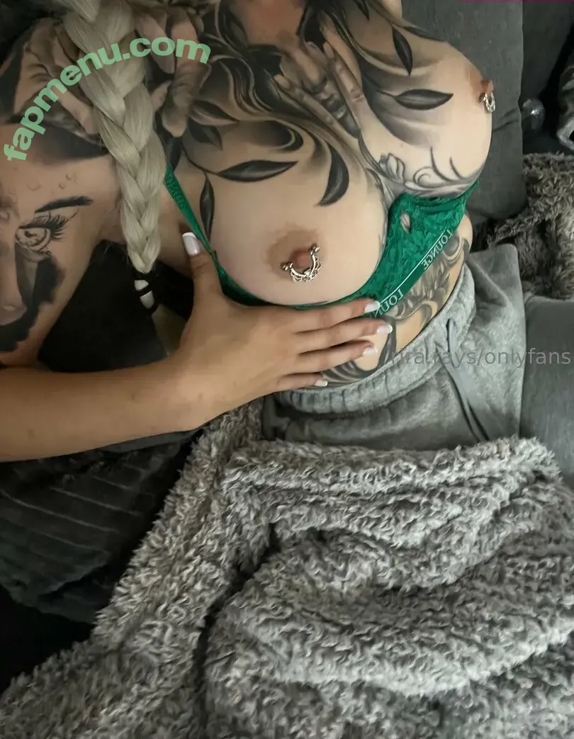 Inked_rira nude photo #0015 (rira.rays)