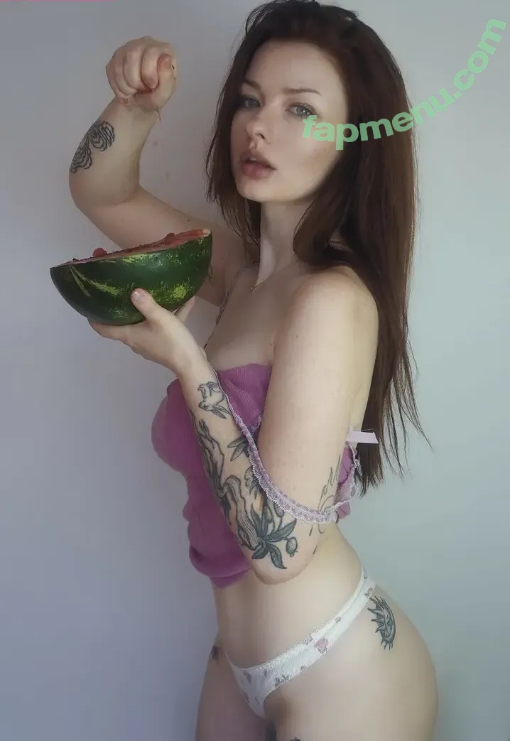 innervus nude photo #4873 (Instagram)
