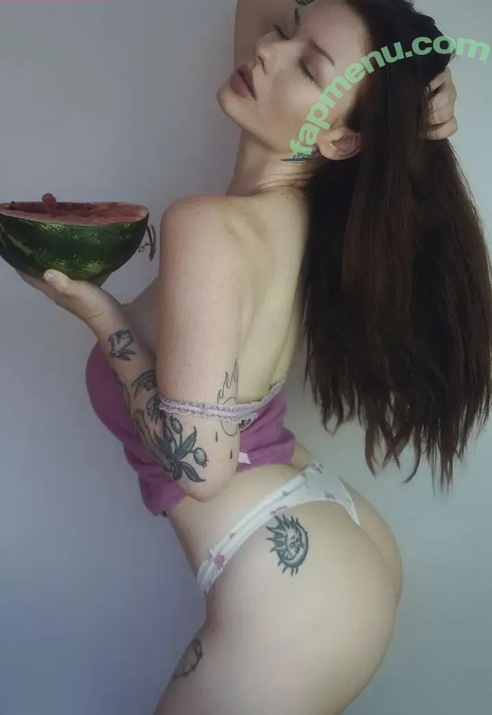 innervus nude photo #4874 (Instagram)