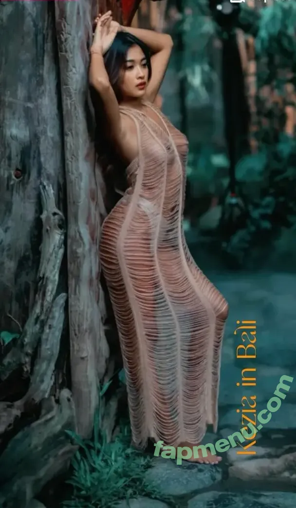 Intan Cules nude photo #0005 (intancules_)
