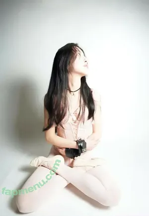  nude photo #0003