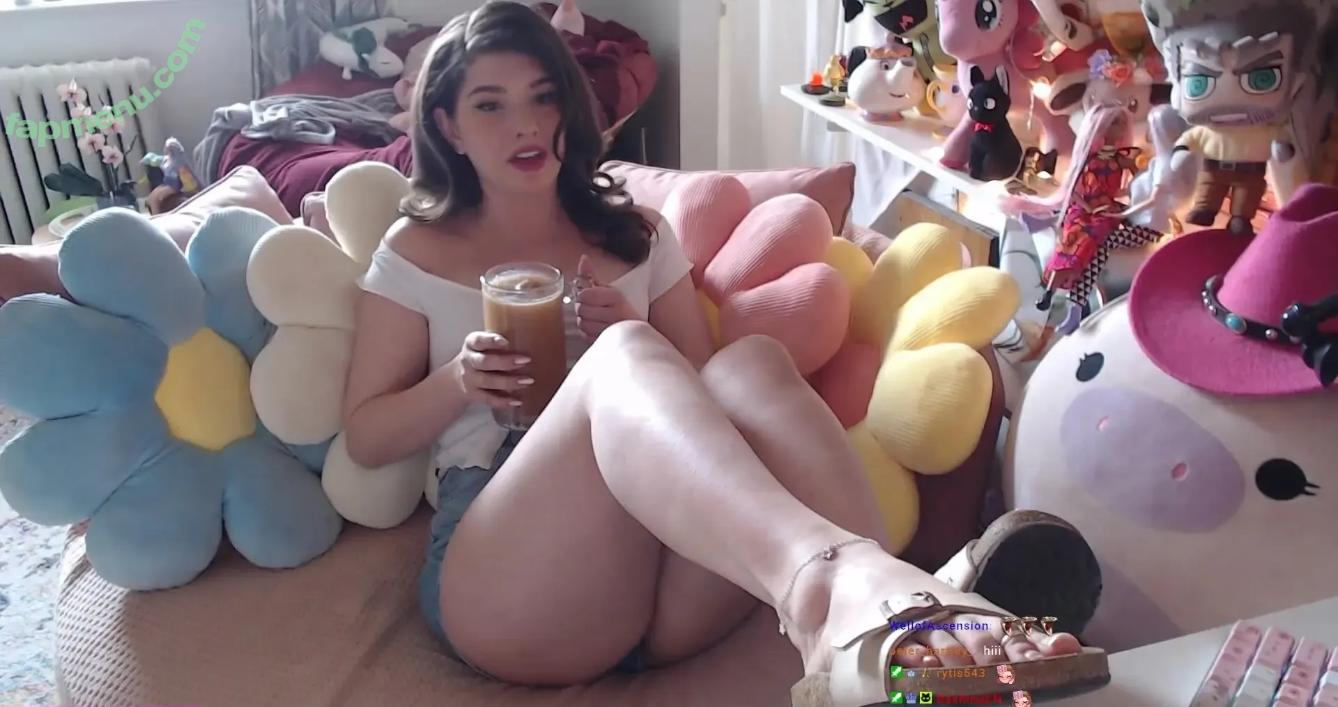InvaderVie nude photo #1309 (InvaderVie)